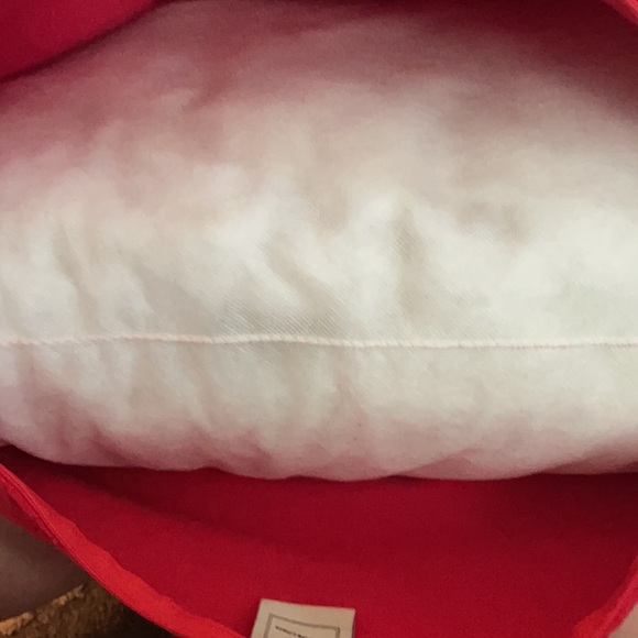 large Heart pillow set - Picture 5 of 9